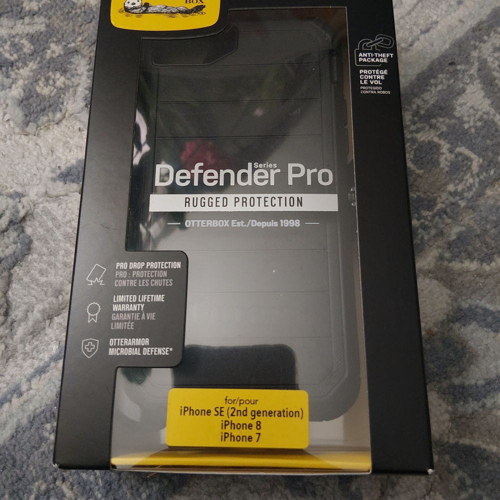 OtterBox Defender Pro Rugged Protection Case - Black